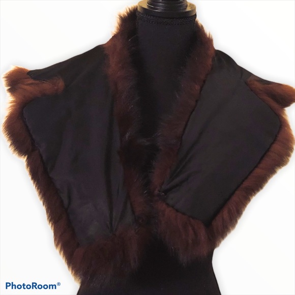 PROM - A real Fur Wrap - Picture 4 of 4